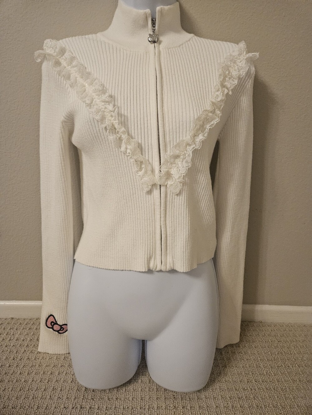 Hello Kitty x Forever 21 Lace Ruffle Zip Cardigan Sweater Ivory Women’s M